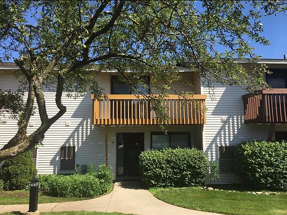 2nd image of 71 Michigan Ct