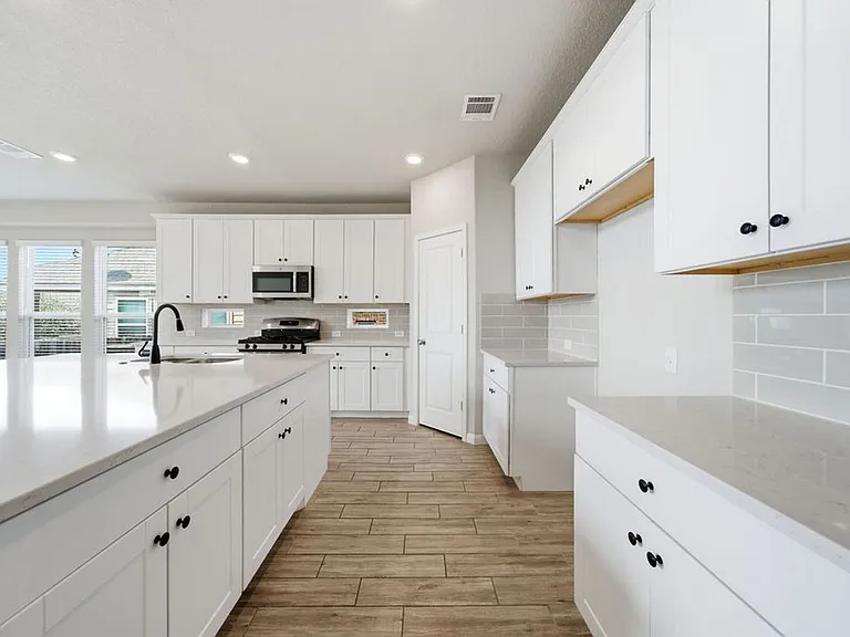 12071 Pitcher Rd — Photo 11