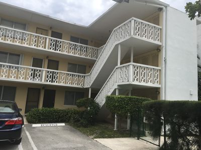 1120 102nd St APT 9, Bay Harbor Islands, FL, 33154