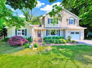 17 Starkin Rd, Milltown, NJ 08850