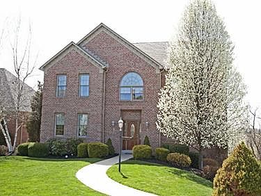 1st image of 2109 Crestwood Dr
