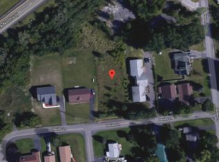 8-10 Davies Ln, Plattsburgh, NY 12901