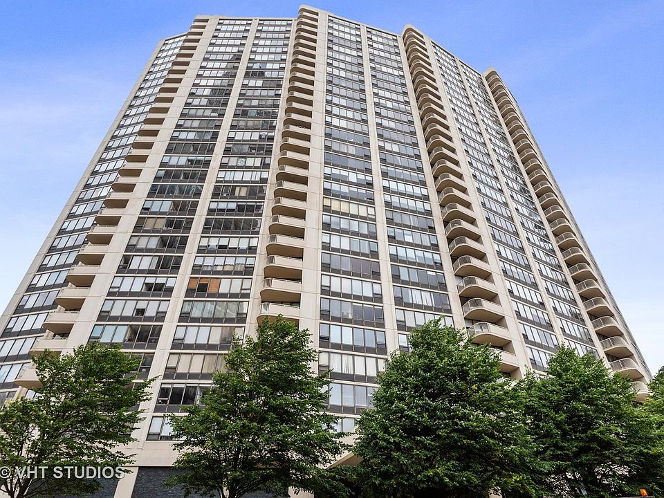 1st image of 3930 N Pine Grove Ave APT 907
