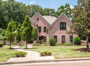 2421 Lennox Dr, Germantown, TN 38138