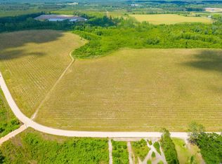 9 Sellers Rd N, Baxley, GA 31513