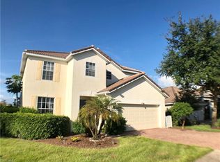 2033 Fairmont Ln, Naples, FL 34120