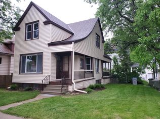 832 E Russell Ave, Milwaukee, WI 53207