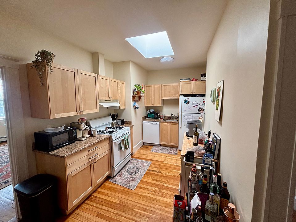 1st image of 220 Massachusetts Ave #8
