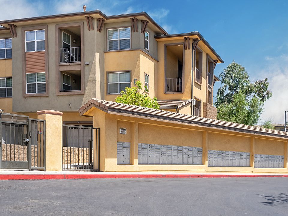 La Verne Village Luxury Apartment Homes 2855 Foothill Blvd La Verne CA Zillow