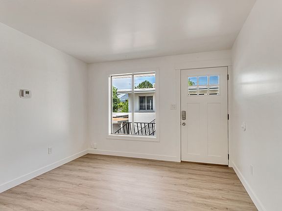5th image of 265 E Burton Ave #1