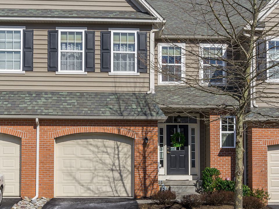 1st image of 107 Ladbroke Ln