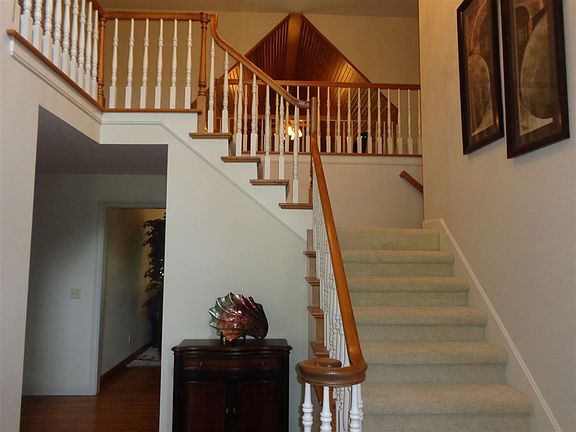 2nd image of 6311 Pfafflin Lake Blvd