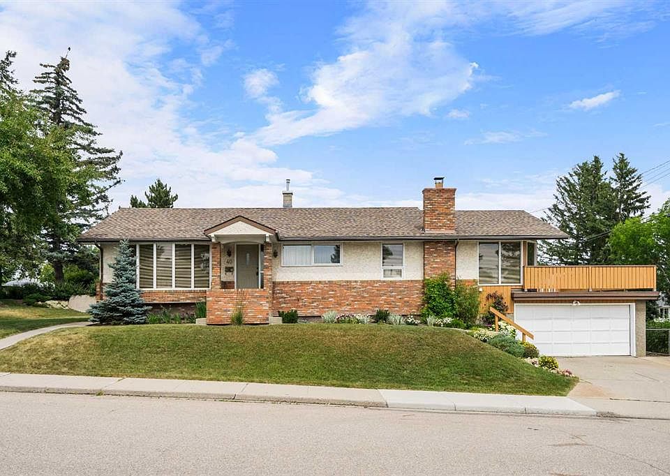 1st image of 40 SW Thornlee Cres NW