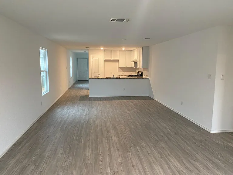 9132 Bowie Rdg — Photo 3