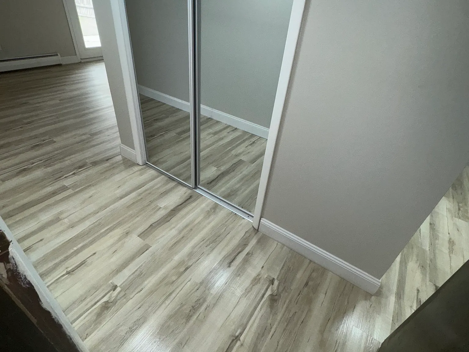 2 bed, 940 sqft, $1,495 — Photo 2