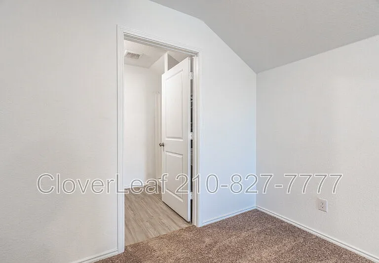 7044 Elm Trl — Photo 14