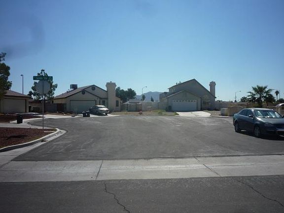 4th image of 4155 Big Dipper Ct