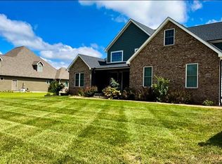 106 Jennings Ln, Sikeston, MO 63801