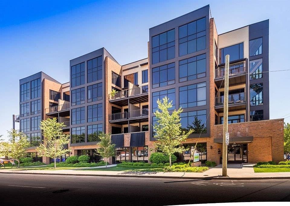 1st image of 499 E High St #305