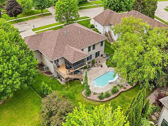 3rd image of 1222 Wild Prairie Dr