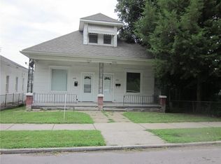 2528 S 11th St, Saint Joseph, MO 64503