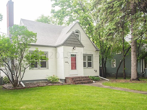2nd image of 1105 9th Ave N