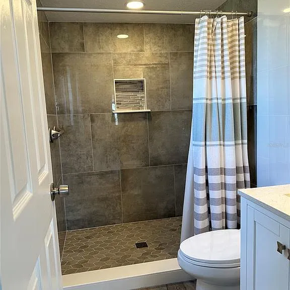 12500 Capri Cir N #401 — Photo 22