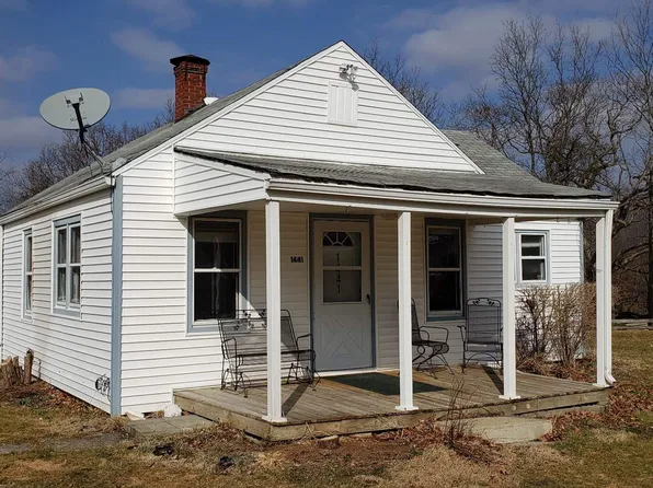 1441 Ranch Rd, Holly, MI 48442