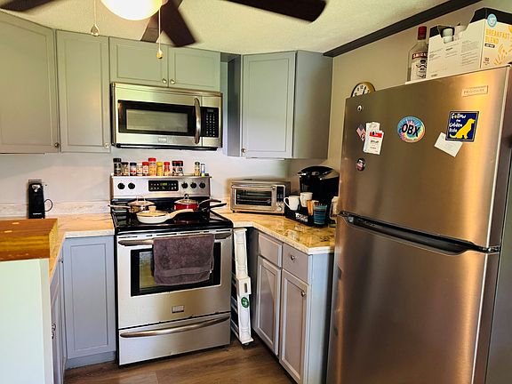 3rd image of 53 Richard Ln