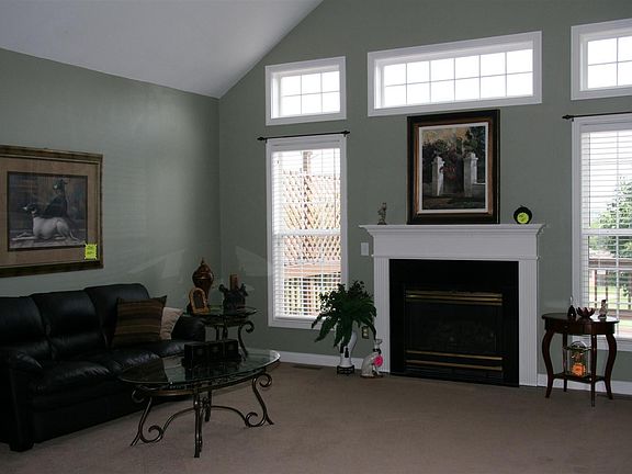 2nd image of 553 Winter Hill Ln