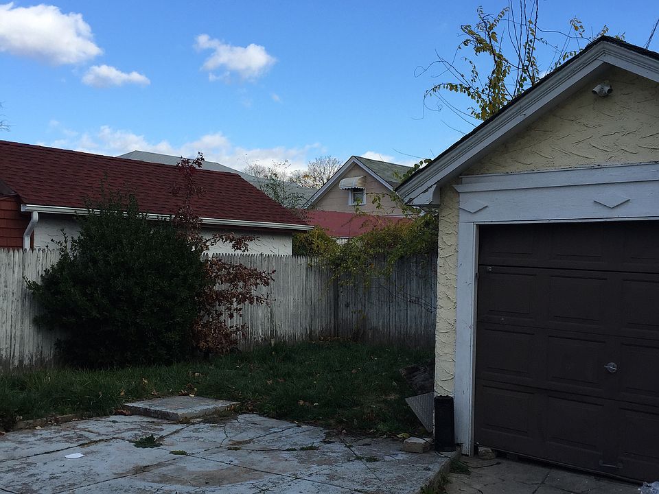 2nd image of 14029 171st St
