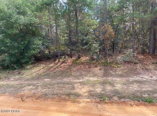 12-11 E Laurel Ln, Defuniak Springs, FL 32433