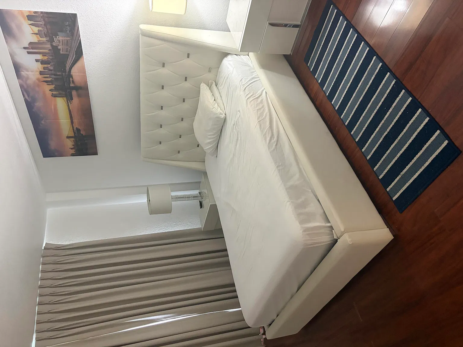 2 bed, 2.0 bath, 972 sqft, $2,500 — Photo 3
