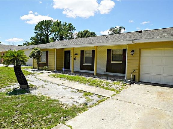 3rd image of 5662 Oak Hill Manor Dr