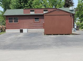 196 Fossil Cove Ln, Wilmington, IL