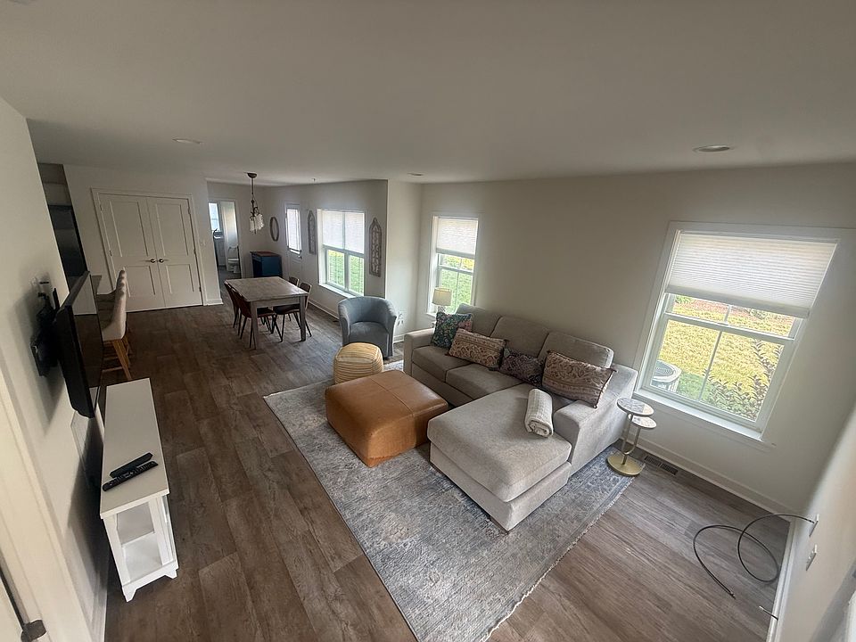 1st image of 7223 White Oak Blvd