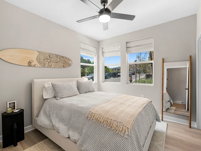 Second bedroom