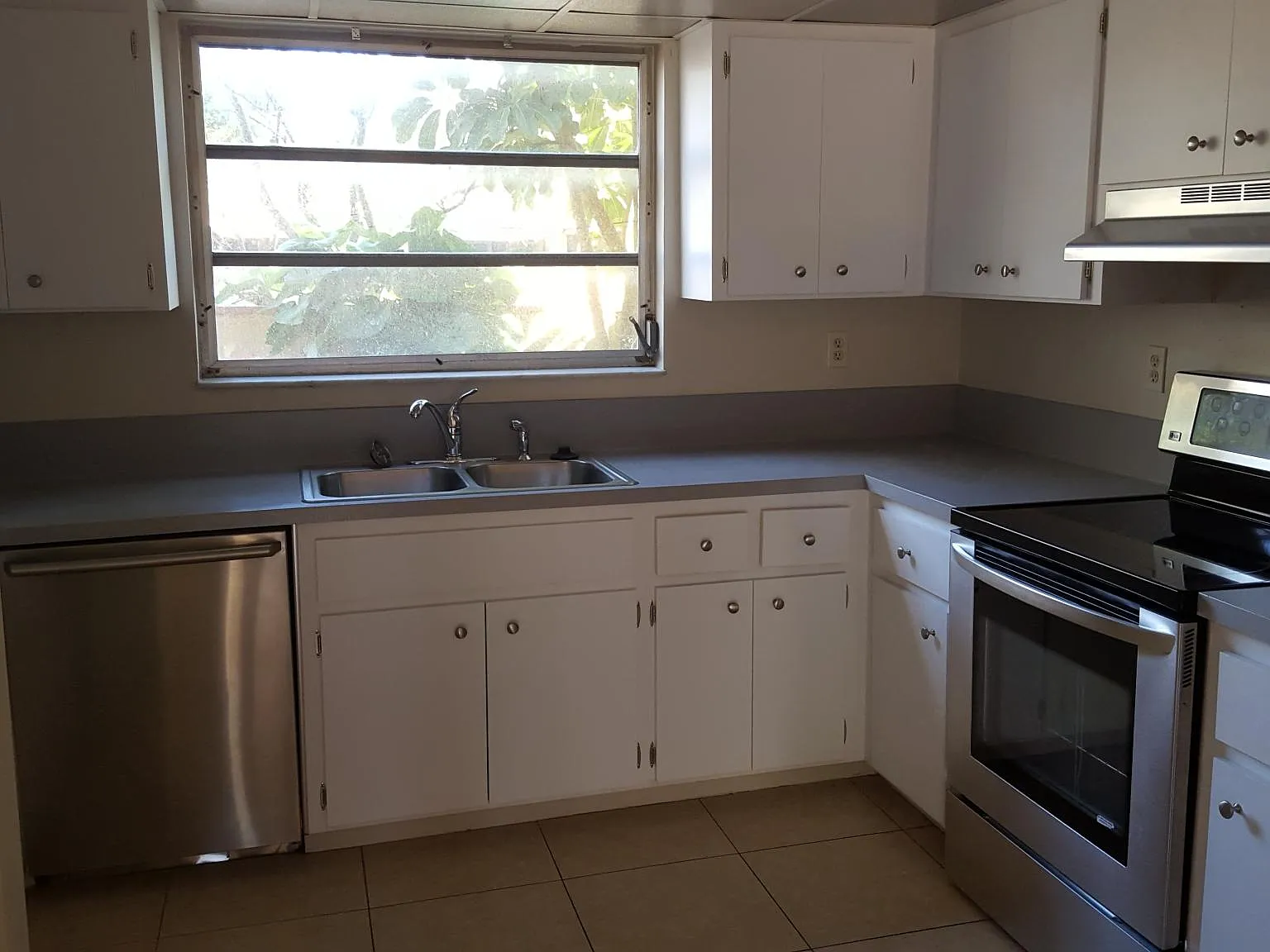 2 bed, 1.5 bath, 1200 sqft, $2,200 — Photo 4
