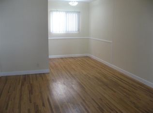 7249 Bakman Ave, Sun Valley, CA 91352