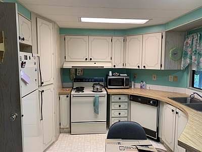 4th image of 8775 20th St Lot 274