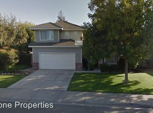 1074 Rosenthal Dr, Turlock, CA 95382