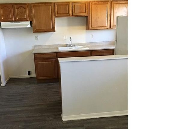 3rd image of 4133 Fleetwood Dr