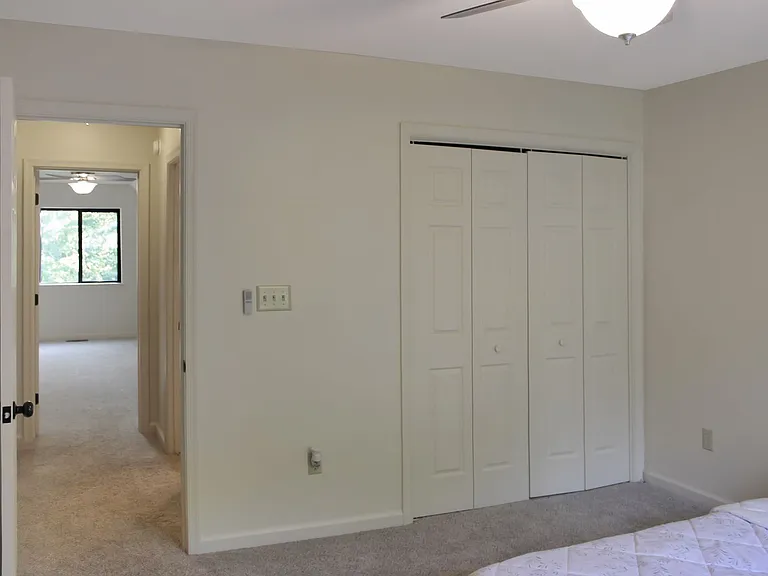 1057 Highlands Dr — Photo 20