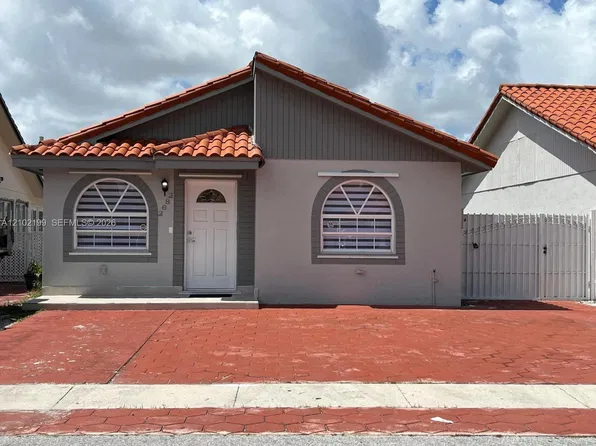 2682 W 74th Ter, Hialeah, FL 33016