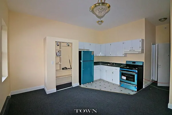Rented by Town Residential | media 20