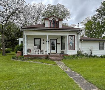 109 S State Route F, Garden City, MO, 64747