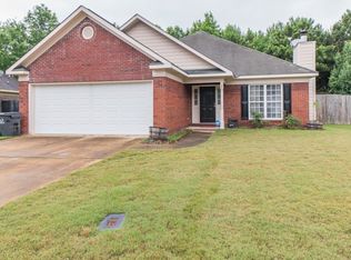 38 Lincolnshire Ln, Phenix City, AL 36870