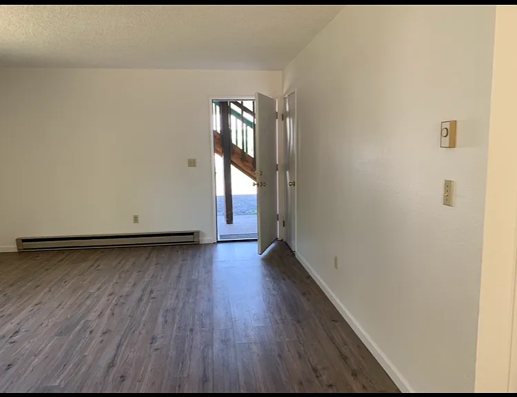 802 Wheeler St #3 — Photo 1