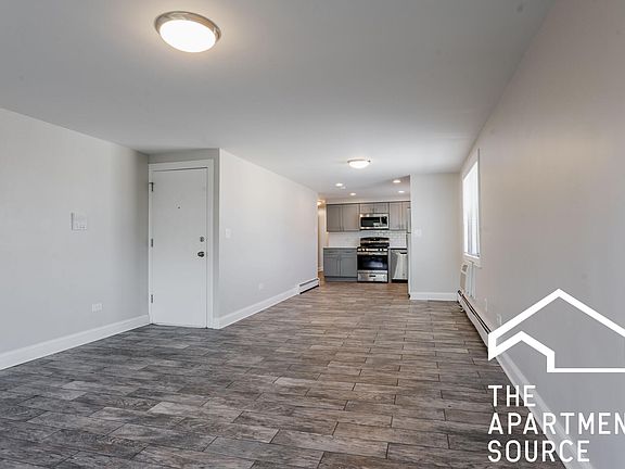 3rd image of 3940 N Narragansett Ave #Fqvq0f94n