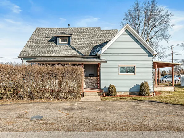 833 S 22nd St, Elwood, IN 46036